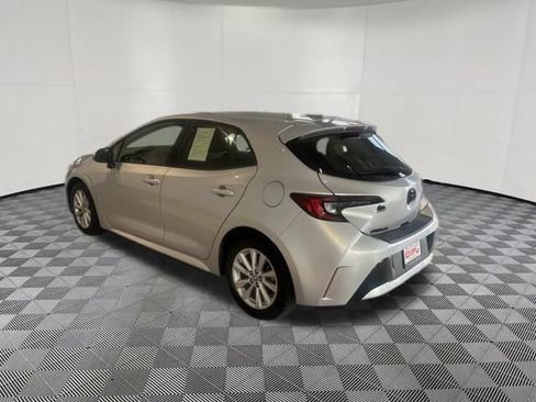 Used 2023 Toyota Corolla SE FWD image 7