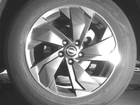 Used 2025 Nissan Rogue SV AWD/4WD image 14