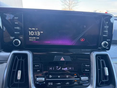 Used 2023 Kia Sorento EX AWD/4WD image 18
