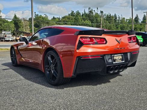 Used 2016 Chevrolet Corvette Stingray Coupe w/ 2LT Preferred Equipment Group RWD image 5