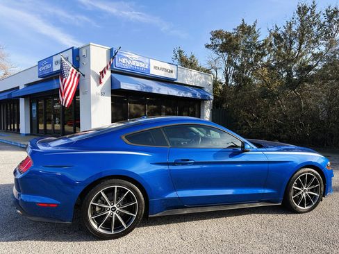 Used 2018 Ford Mustang Premium w/ Equipment Group 201A image 11