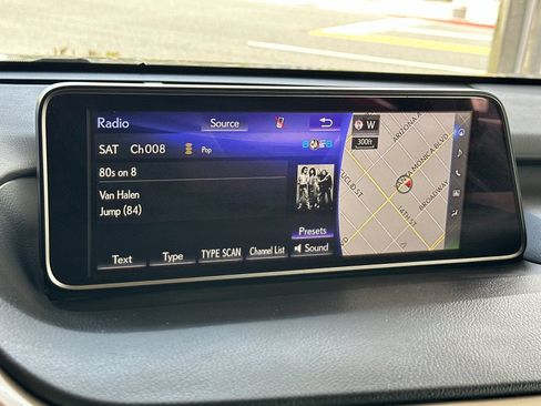 Used 2019 Lexus RX 450h AWD w/ Navigation Package image 21