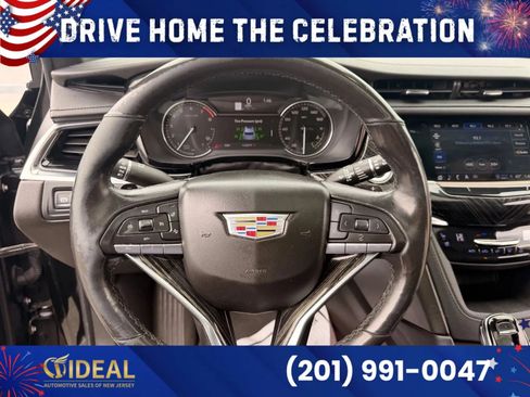 Used 2021 Cadillac XT6 Premium Luxury AWD/4WD image 12