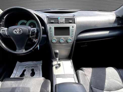 Used 2009 Toyota Camry SE FWD image 7
