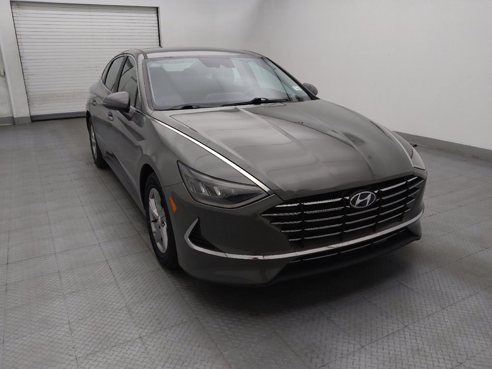 Used 2023 Hyundai Sonata SE w/ Preferred Accessory Package FWD image 13