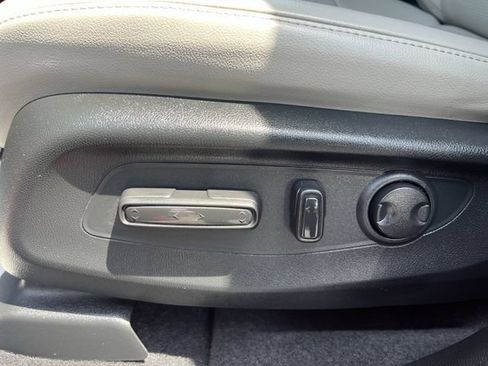 Used 2024 Honda CR-V EX-L image 16