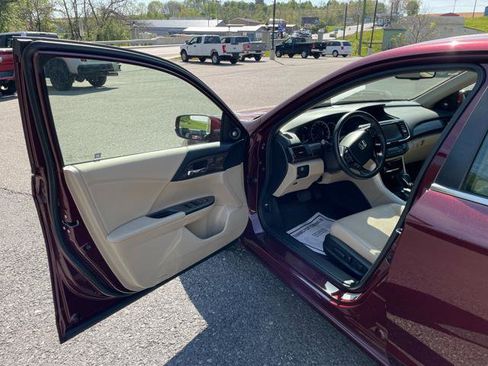 Used 2017 Honda Accord EX-L image 13