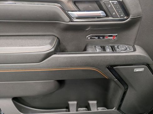 Used 2024 GMC Sierra 1500 AT4 w/ Technology Package image 10