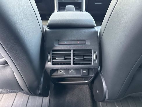 Certified 2025 Land Rover Discovery Sport S image 17