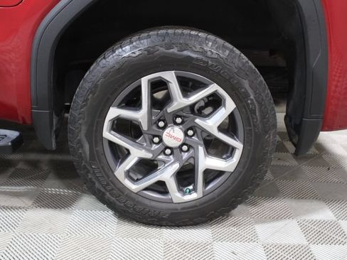 Used 2024 GMC Sierra 1500 SLT w/ SLT Premium Plus Package AWD/4WD image 44