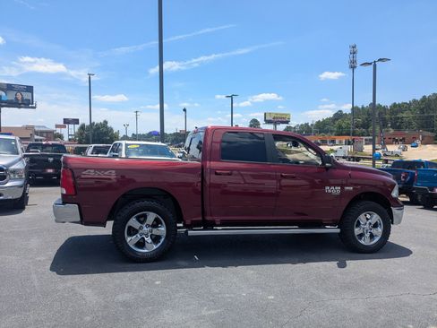 Used 2019 RAM 1500 Lone Star AWD/4WD image 4