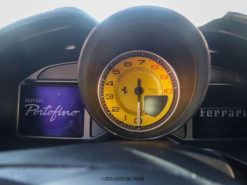 Used 2019 Ferrari Portofino image 30