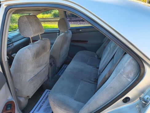 Used 2003 Toyota Camry XLE image 3