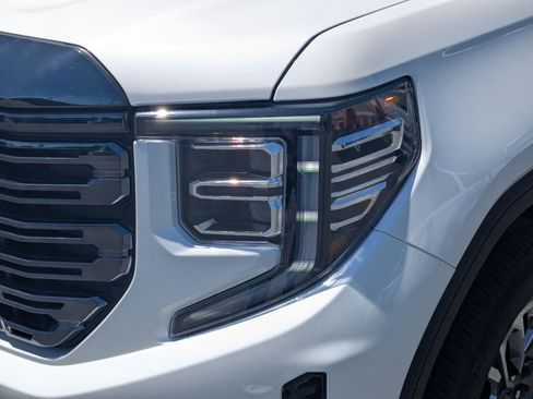 Used 2024 GMC Sierra 1500 Denali Ultimate AWD/4WD image 14