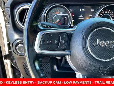 Used 2021 Jeep Wrangler Unlimited Sahara AWD/4WD image 11