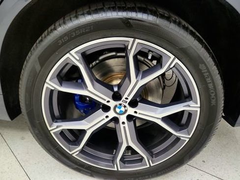 Used 2022 BMW X5 sDrive40i w/ M Sport Package RWD image 80