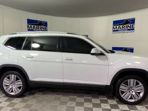 Used 2020 Volkswagen Atlas SEL R-Line AWD/4WD image 3
