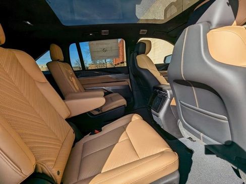 Used 2025 Cadillac Escalade IQ Sport 2 AWD/4WD image 22