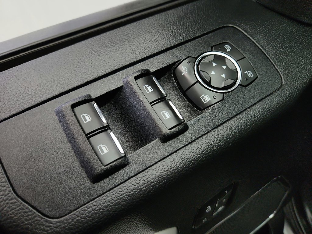 Used 2019 Ford F150 Lariat w/ Equipment Group 502A Luxury AWD/4WD image 25