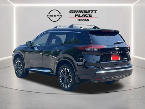 Certified 2025 Nissan Rogue Platinum FWD image 27
