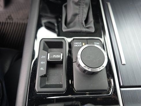 Used 2024 Toyota Tundra Platinum image 24