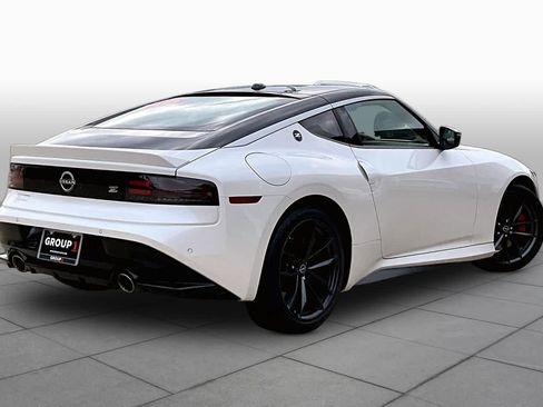 Used 2025 Nissan Z Performance w/ Floor Mat Package RWD image 11