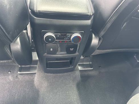 Used 2021 Ford Explorer Limited w/ Equipment Group 301A AWD/4WD image 37