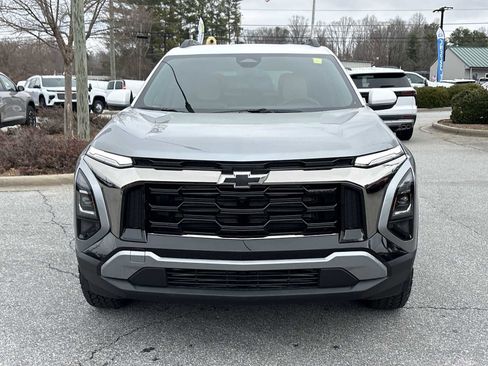 New 2026 Chevrolet Equinox ACTIV w/ Convenience Package III AWD/4WD image 3