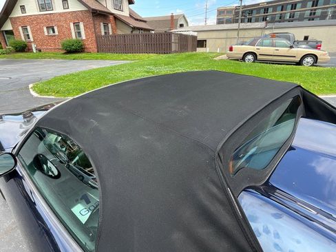 Used 2007 Pontiac Solstice Convertible w/ Premium Package RWD image 15