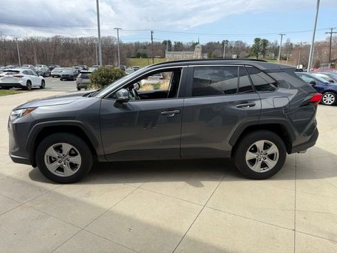 Used 2025 Toyota RAV4 XLE image 4