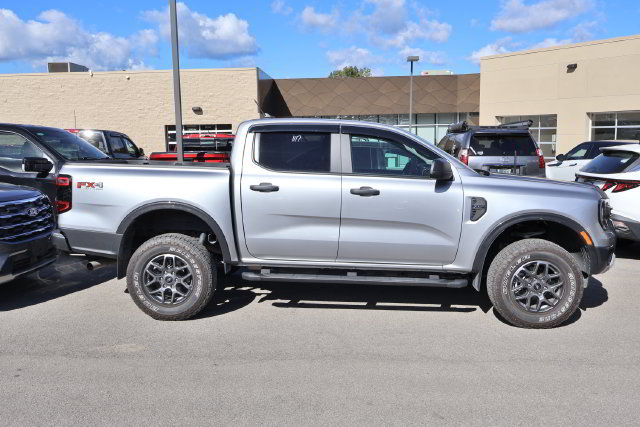 Used 2024 Ford Ranger XLT w/ FX4 Off-Road Package AWD/4WD image 3