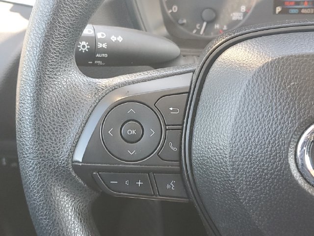 Used 2025 Toyota Corolla LE FWD image 21