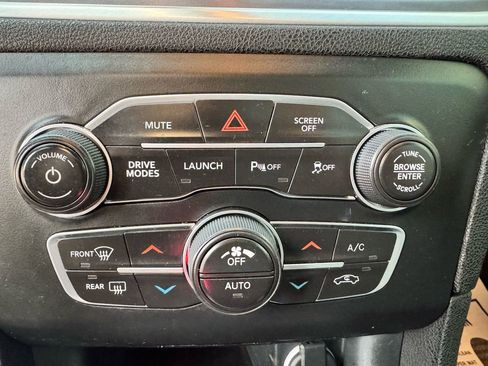 Used 2019 Dodge Charger Scat Pack w/ Dynamics Package image 24