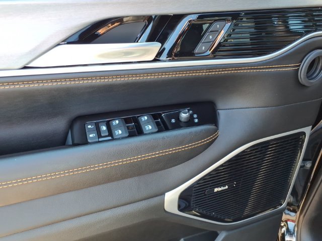 New 2026 Jeep Grand Wagoneer 4WD image 4