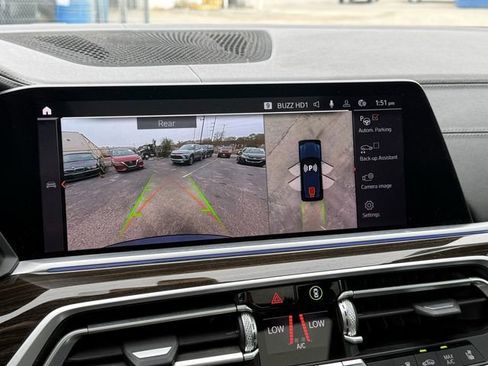 Used 2021 BMW X5 M50i w/ Executive Package image 23