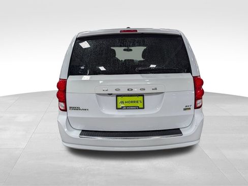 Used 2018 Dodge Grand Caravan SXT FWD image 8