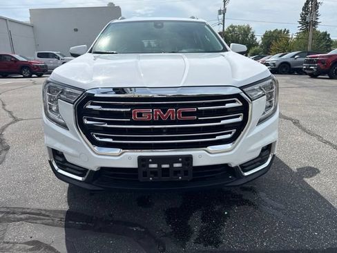 Used 2023 GMC Terrain SLT w/ Tech Package AWD/4WD image 8