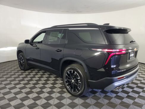 New 2026 Chevrolet Traverse LT w/ Sun and Wheel Package FWD image 6
