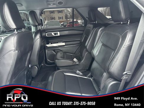 Used 2021 Ford Explorer XLT w/ Equipment Group 202A image 30