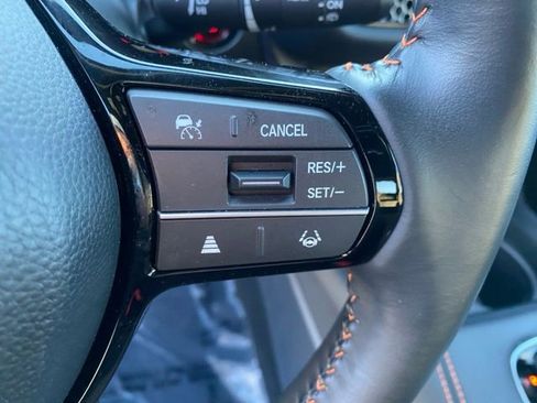 Certified 2025 Honda HR-V Sport image 24