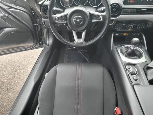 Used 2019 MAZDA MX-5 Miata RF Club RWD image 20