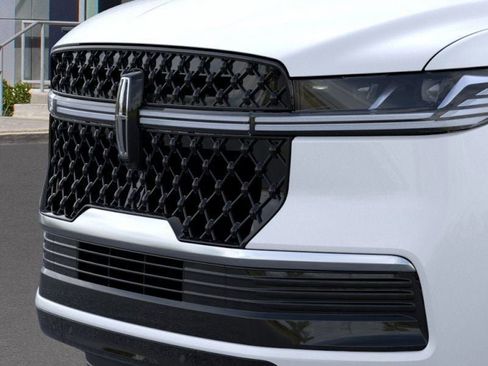 New 2026 Lincoln Navigator L Reserve AWD/4WD image 47