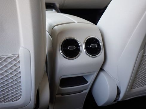 Certified 2022 Mercedes-Benz GLA 250 4MATIC image 30