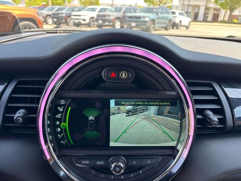 Used 2019 MINI Cooper John Cooper Works w/ Signature Upholstery Package FWD image 11