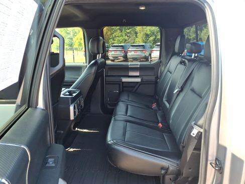 Used 2020 Ford F150 Lariat w/ Equipment Group 502A Luxury AWD/4WD image 11