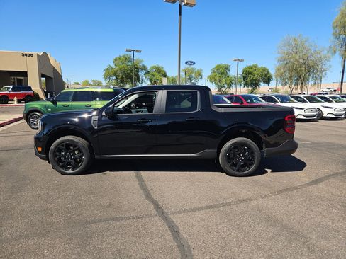 New 2025 Ford Maverick Lariat w/ Black Appearance Package image 6