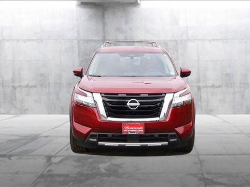 Certified 2024 Nissan Pathfinder Platinum w/ Cargo Package image 4