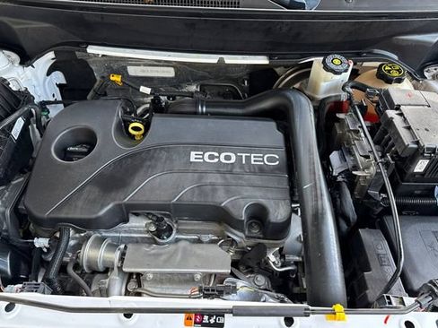 Used 2022 GMC Terrain SLE image 54