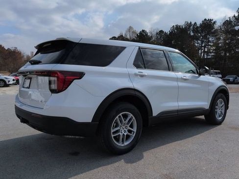New 2026 Ford Explorer Active AWD/4WD image 4