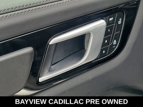 Used 2022 Porsche Cayenne S AWD/4WD image 23